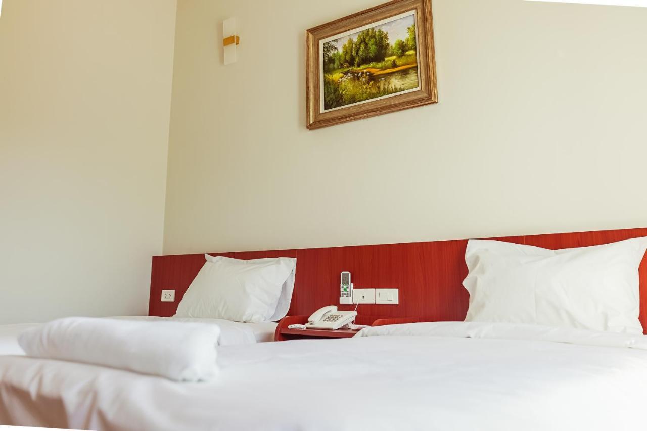 Douangpraseuth Hotel Vientián Kültér fotó