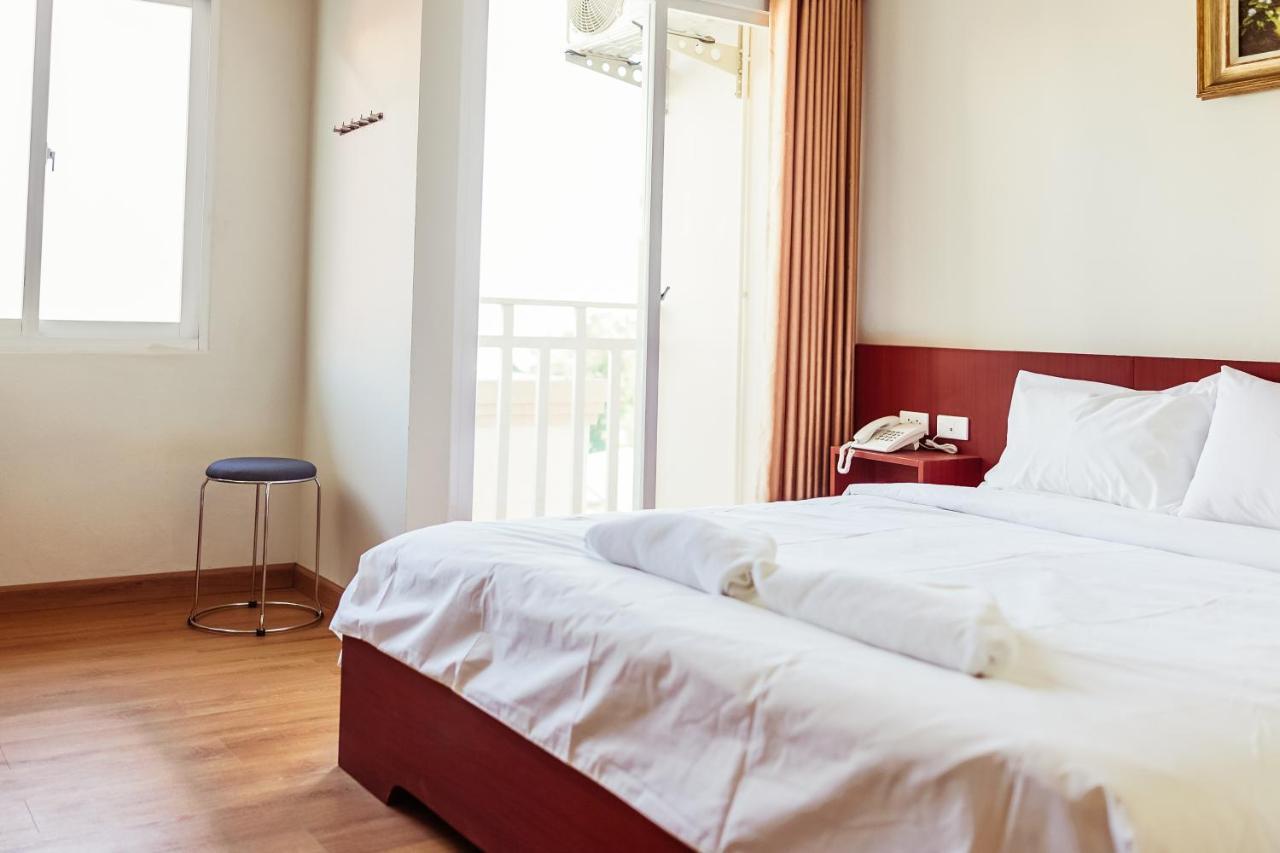 Douangpraseuth Hotel Vientián Kültér fotó